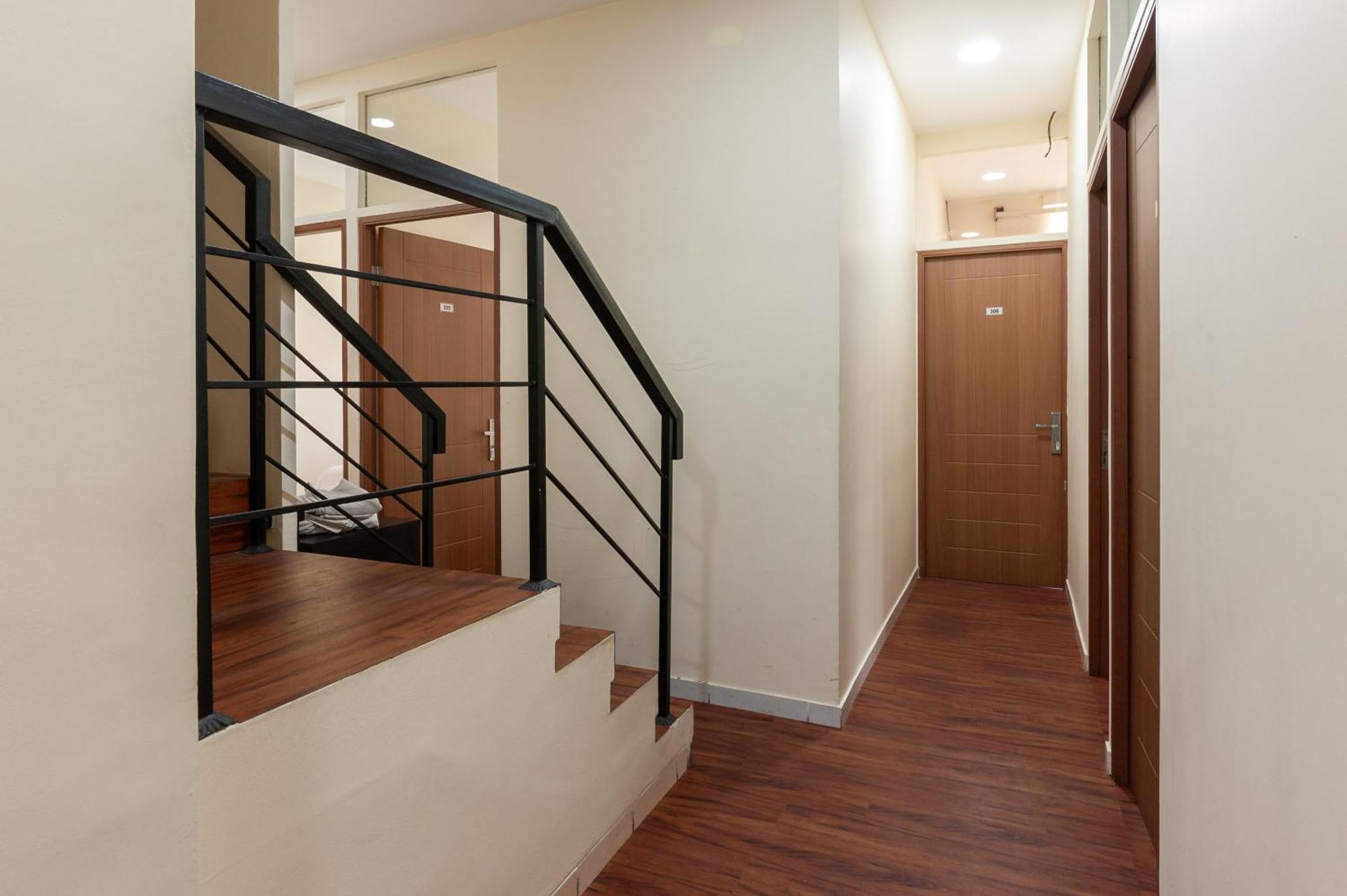 Urbanview Ellegan Alam Sutera Serpong By Reddoorz Tangerang